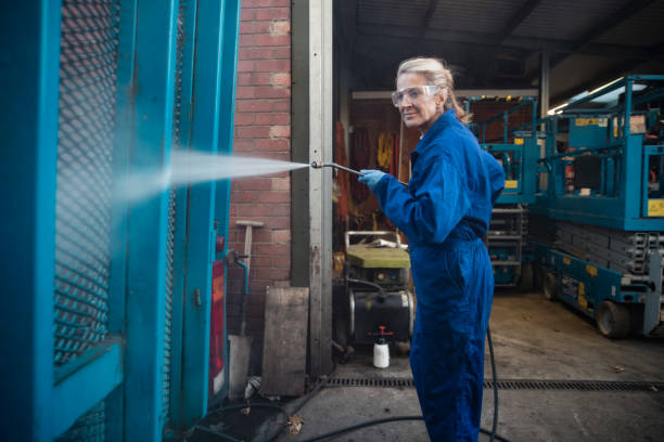 Best Rust Removal  in Truman, MN